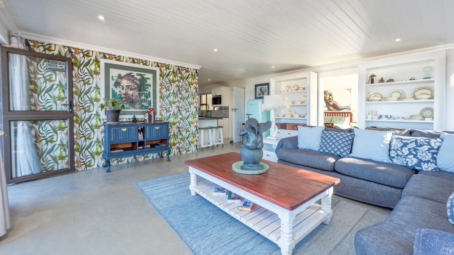 4 Bedroom Property for Sale in Suiderstrand Western Cape